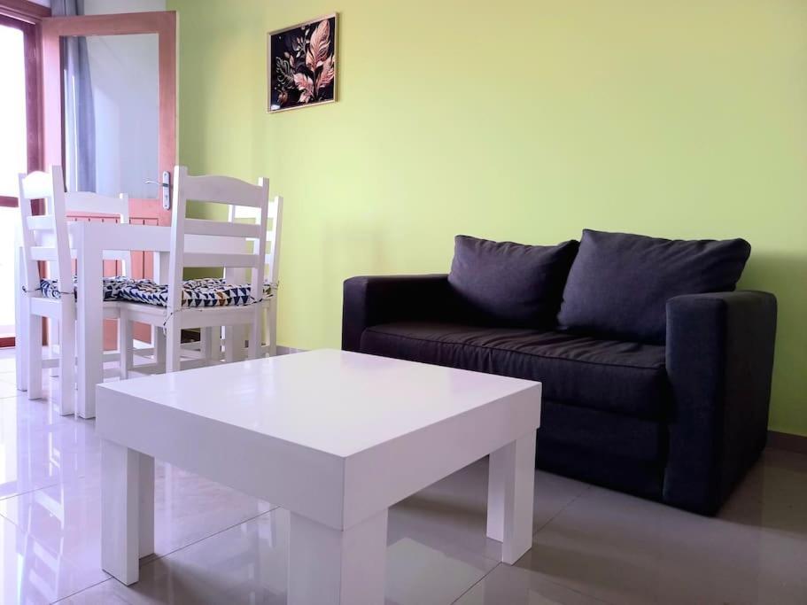 Apartamento Em Santa Maria- Espacoso&Confortavel Bagian luar foto